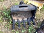 Used Takeuchi Bucket,Used Takeuchi,Used Takeuchi Bucket in yard,Front of used Bucket